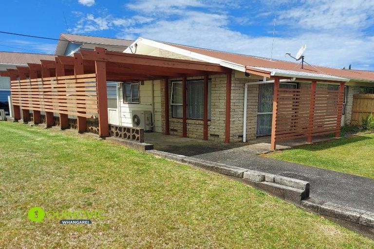 Photo of property in 1 Jeeves Place, Tikipunga, Whangarei, 0112