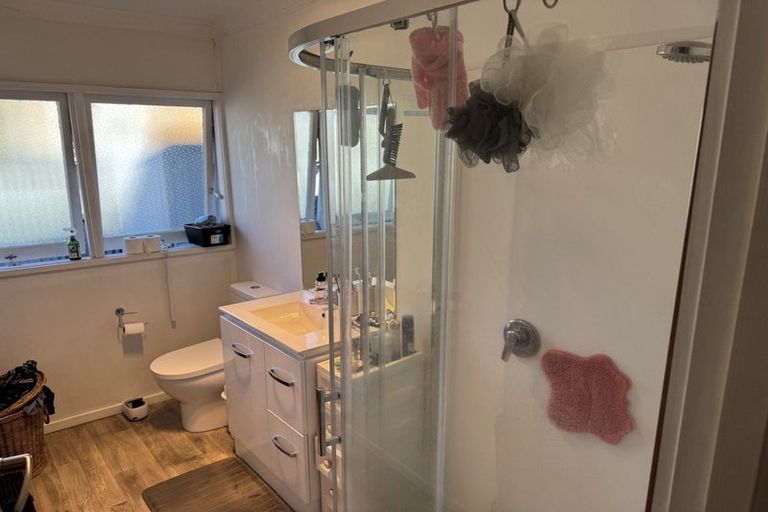 Photo of property in 2/504 Queen Street East, Hastings, 4122