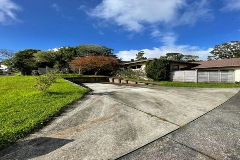 Photo of property in 2 Dianthus Place, Browns Bay, Auckland, 0630