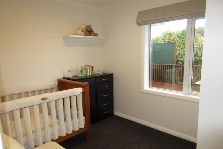 Photo of property in 10 Karaka Grove, Raumati Beach, Paraparaumu, 5032