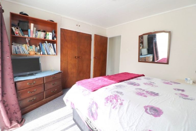 Photo of property in 18 Station Road, Puriri, Thames, 3578