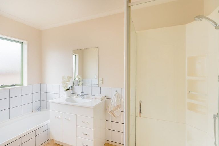 Photo of property in 63a Amohia Street, Paraparaumu, 5032