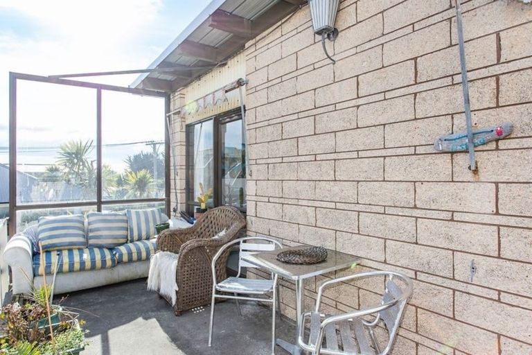 Photo of property in 361 Marine Parade, New Brighton, Christchurch, 8061