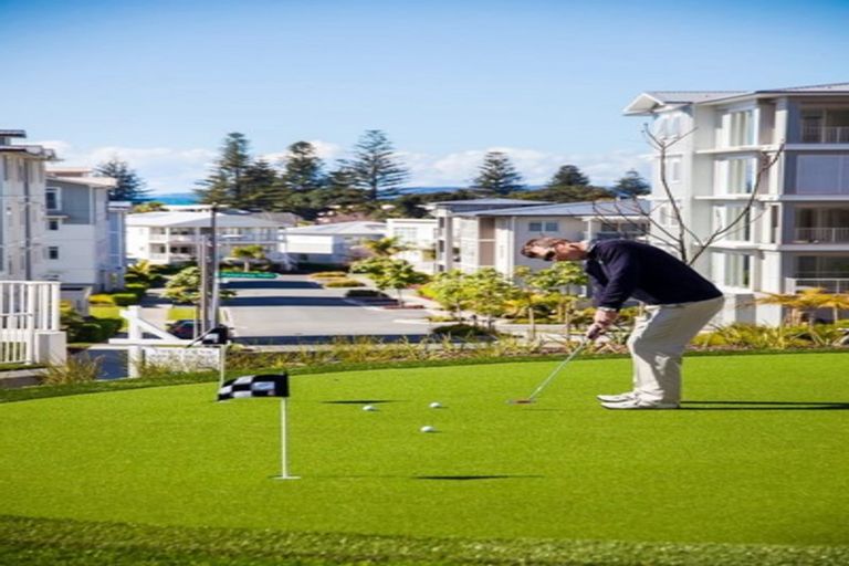 Photo of property in 178 Landmark Terrace, Orewa, 0931