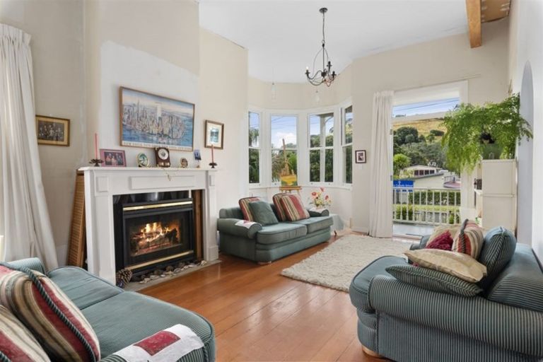 Photo of property in 1/1 Owens Road, Devonport, Auckland, 0624