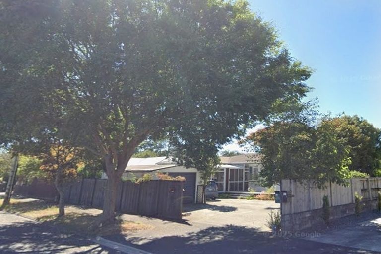 Photo of property in 60 Southsea Crescent, Silverdale, Hamilton, 3216