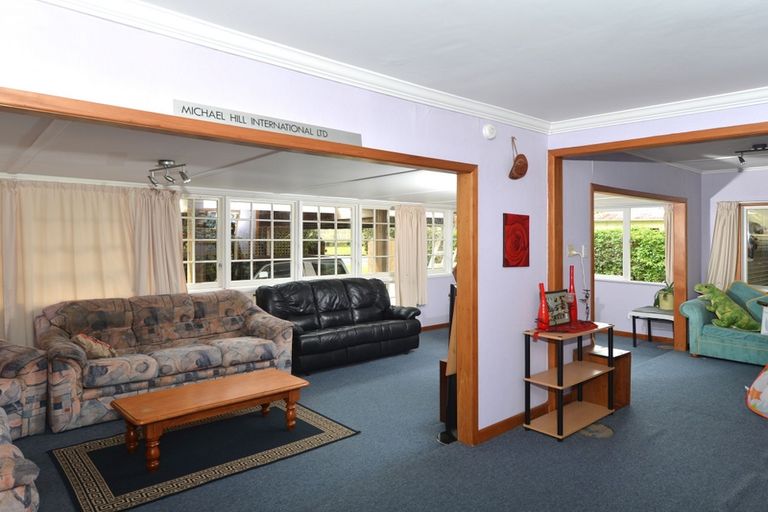 Photo of property in 1 Mclean Street, Woodville, 4920