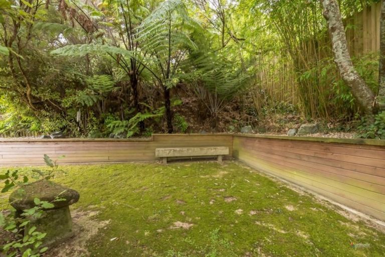 Photo of property in 10 Hill Grove, Naenae, Lower Hutt, 5011