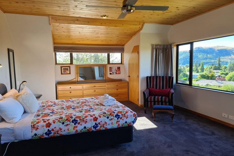 Photo of property in 3 Hamilton Drive, Lake Tekapo, 7999