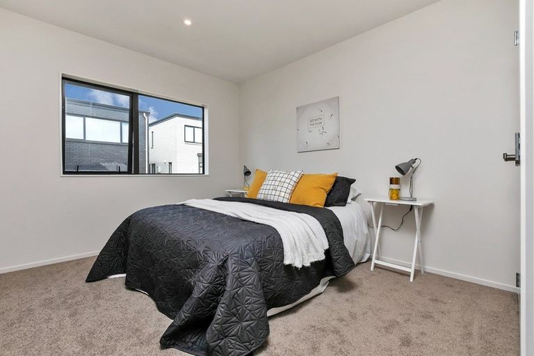 Photo of property in 14 Gecko Road, Hobsonville, Auckland, 0616