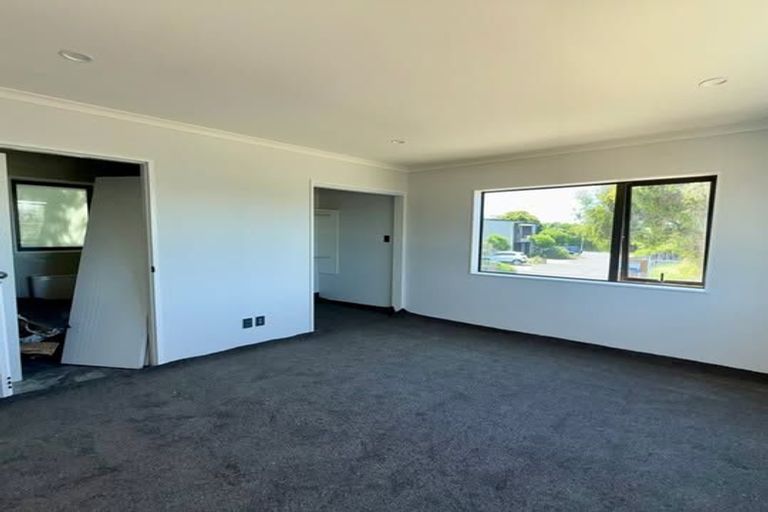 Photo of property in 2 Woolfield Road, Papatoetoe, Auckland, 2025