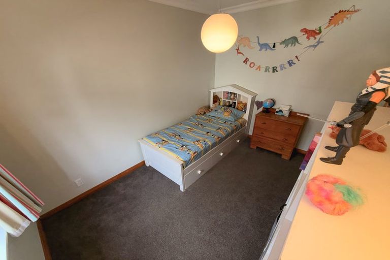 Photo of property in 4 Norton Park Avenue, Fairfield, Lower Hutt, 5011