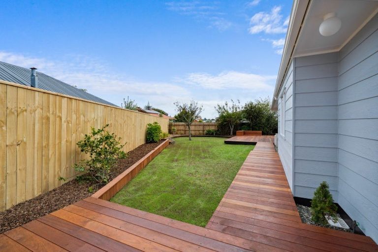 Photo of property in 29c Heta Road, Highlands Park, New Plymouth, 4312