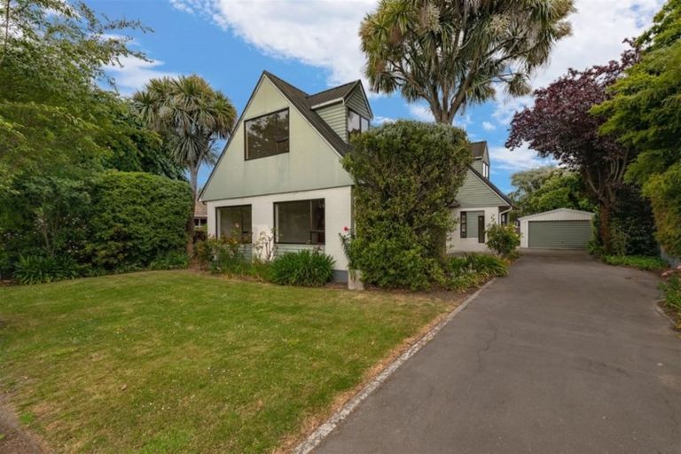 Photo of property in 39 Croziers Road, St Albans, Christchurch, 8052