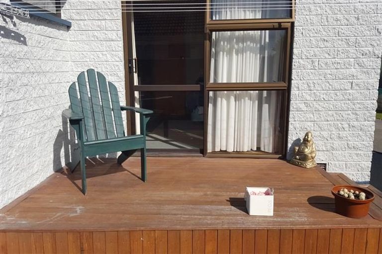 Photo of property in 32 Cardinal Drive, Hillmorton, Christchurch, 8025