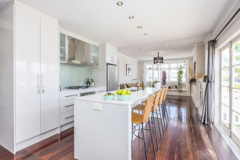 Photo of property in 22a Te Atatu Road, Te Atatu South, Auckland, 0610