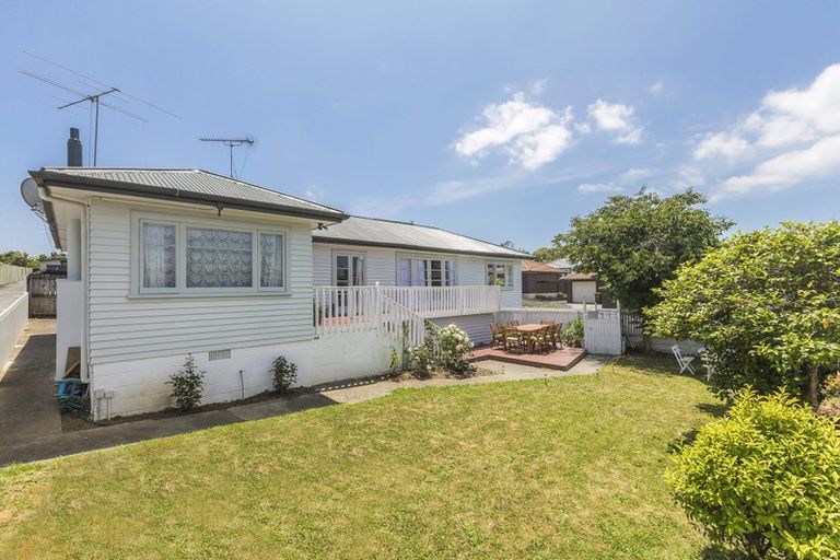 Photo of property in 65 Wellington Street, Howick, Auckland, 2014