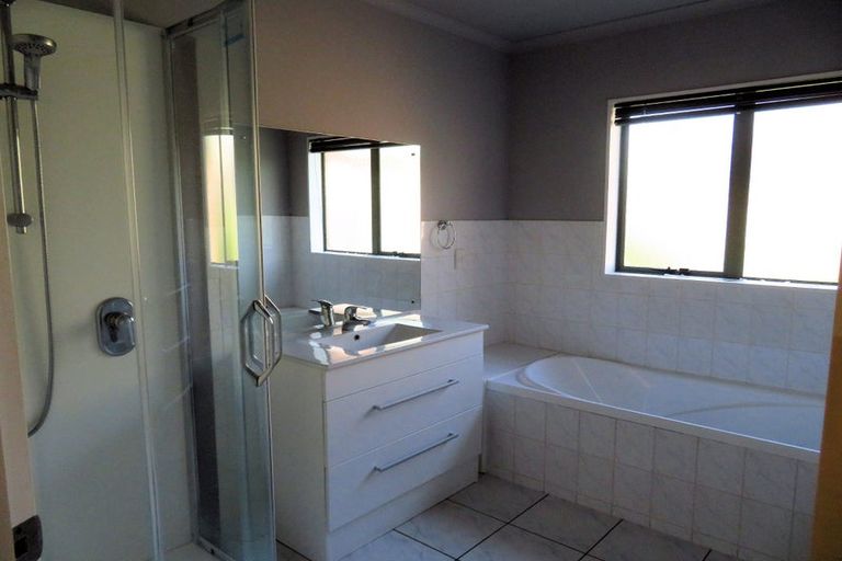 Photo of property in 37 Carlyle Street, Leamington, Cambridge, 3432