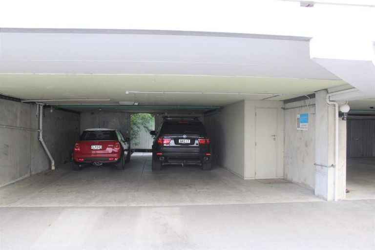 Photo of property in St James Courts, 4/77 Gloucester Street, Christchurch Central, Christchurch, 8013
