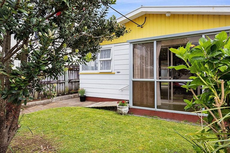 Photo of property in 188a Brooklands Road, Vogeltown, New Plymouth, 4310