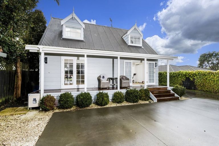 Photo of property in 1/4 Coronation Street, Belmont, Auckland, 0622