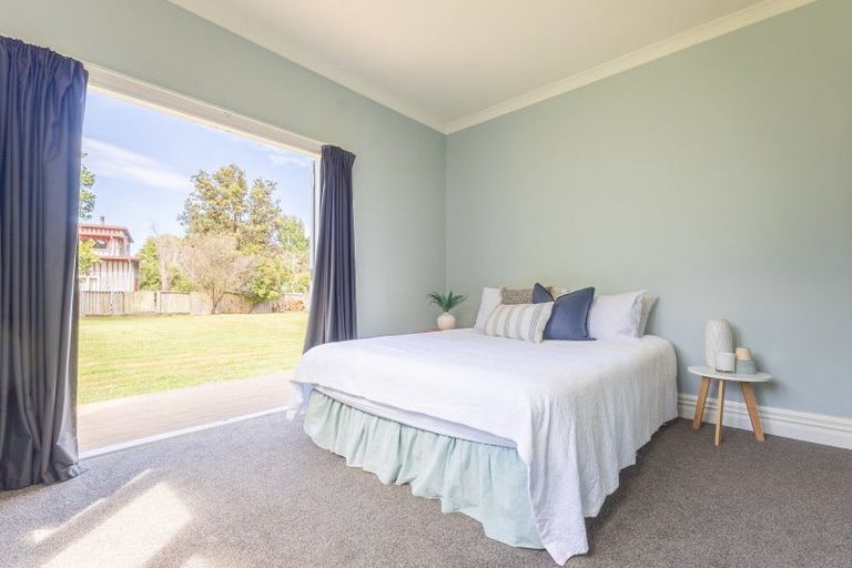 Photo of property in 43 Dale Road, Raumati South, Paraparaumu, 5032