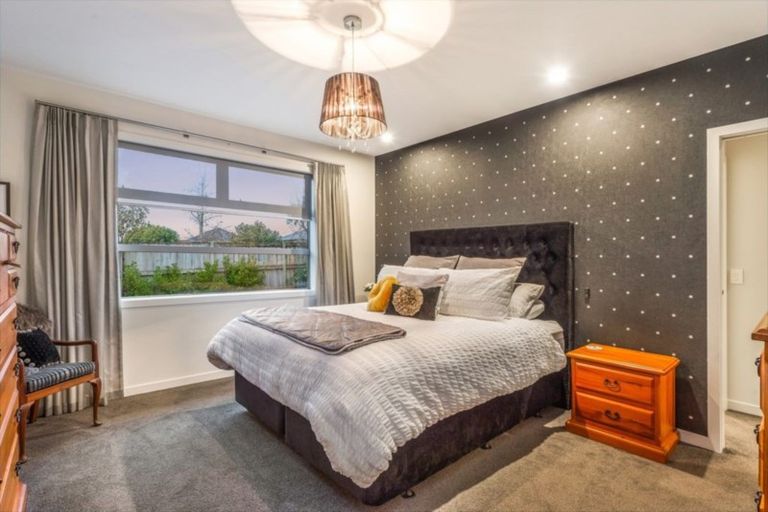 Photo of property in 18 Bree Place, Flagstaff, Hamilton, 3210