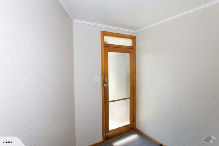 Photo of property in 18 Webb Road, Durie Hill, Whanganui, 4500