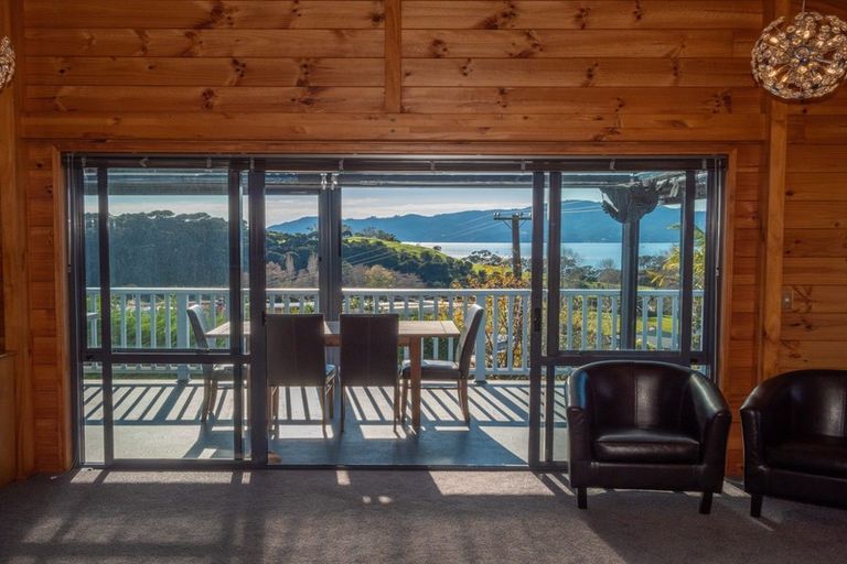 Photo of property in 33 Cable Bay Block Road, Cable Bay, 0420