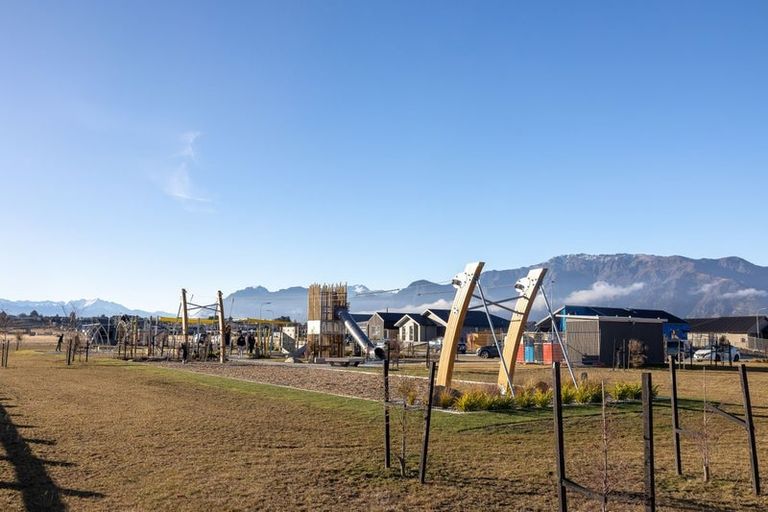 Photo of property in 13 Barton Street, Lake Hawea, 9382