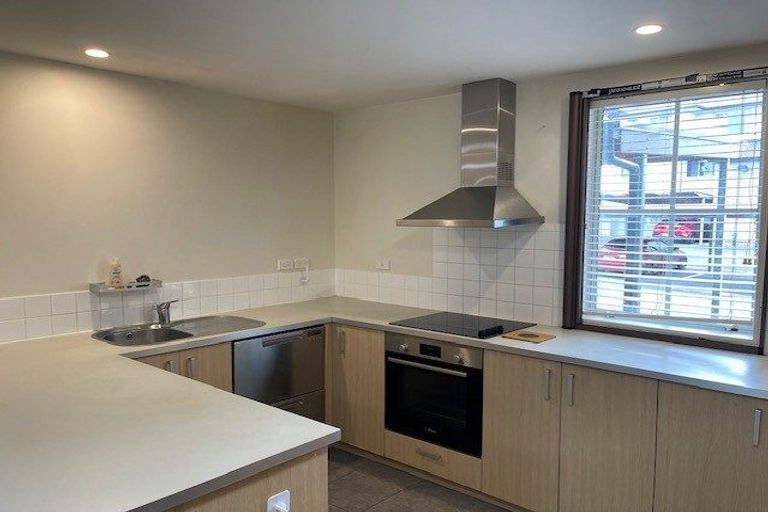 Photo of property in 1/26 Oneroa Road, East Tamaki, Auckland, 2013