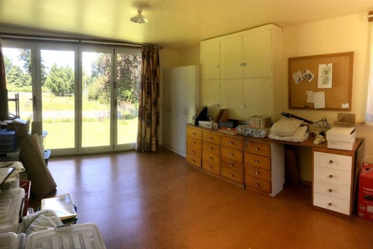 Photo of property in 27 Charlotte Street, Takapau, 4203