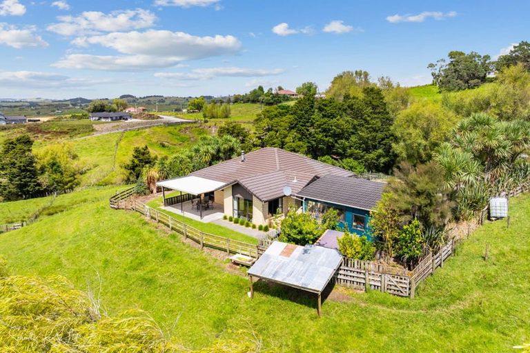 Photo of property in 5 Judd Road, Maungaturoto, 0520