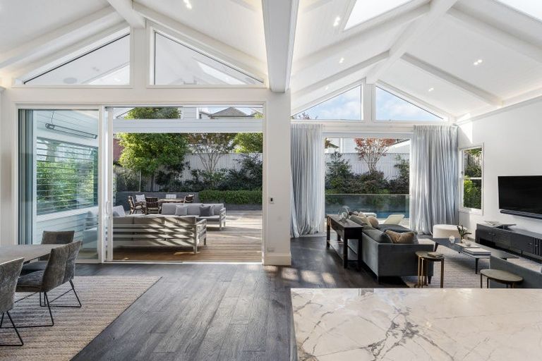 Photo of property in 12 Georgina Street, Freemans Bay, Auckland, 1011