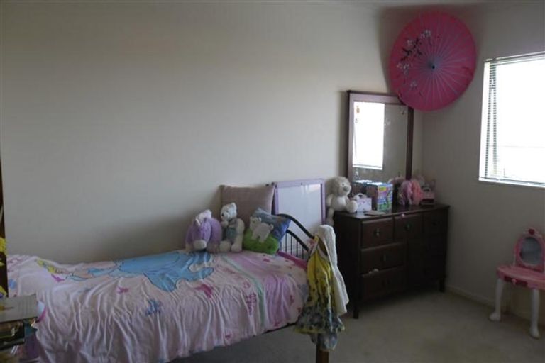 Photo of property in 8 Midshipman Court, Gulf Harbour, Whangaparaoa, 0930