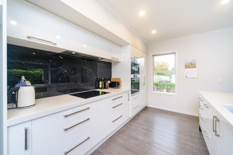 Photo of property in 23a Colombo Street, Hokowhitu, Palmerston North, 4410