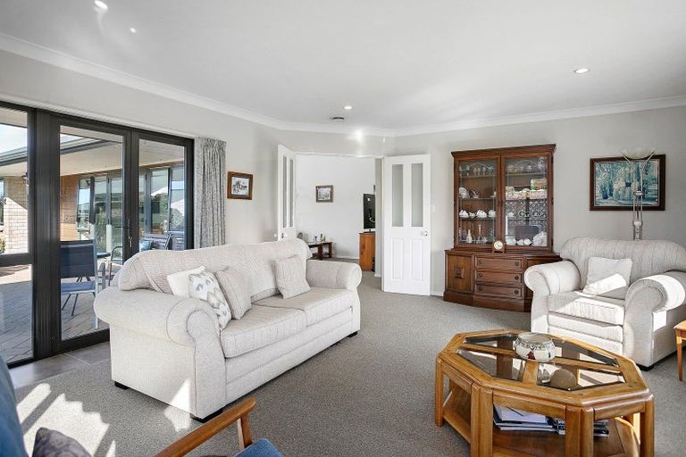 Photo of property in 10 Fairburn Place, Leamington, Cambridge, 3432