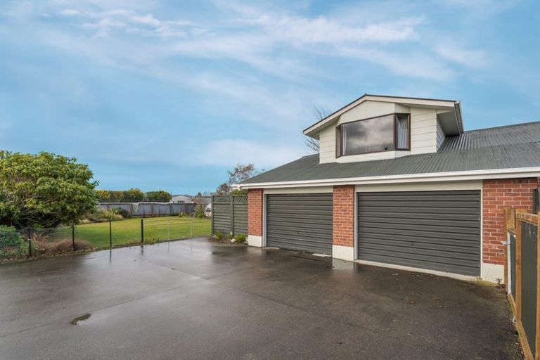 Photo of property in 24 Durham Street, Winton, 9720