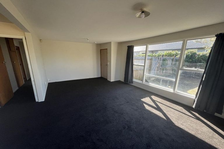 Photo of property in 2/9 Farnborough Street, Aranui, Christchurch, 8061