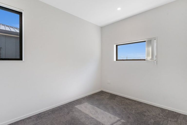 Photo of property in 103c Lynwood Road, New Lynn, Auckland, 0600