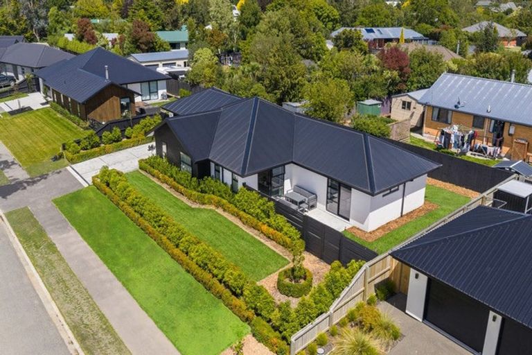 Photo of property in 50 Suffolk Drive, Kirwee, 7571