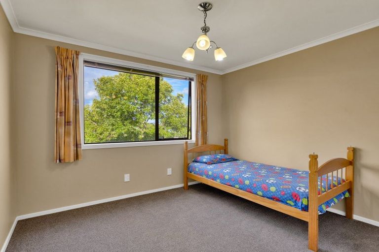 Photo of property in 2 Cranmer Close, Rototuna North, Hamilton, 3210