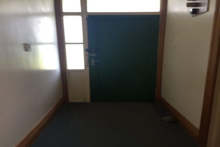 Photo of property in 18 Dunstan Street, Otaki, 5512