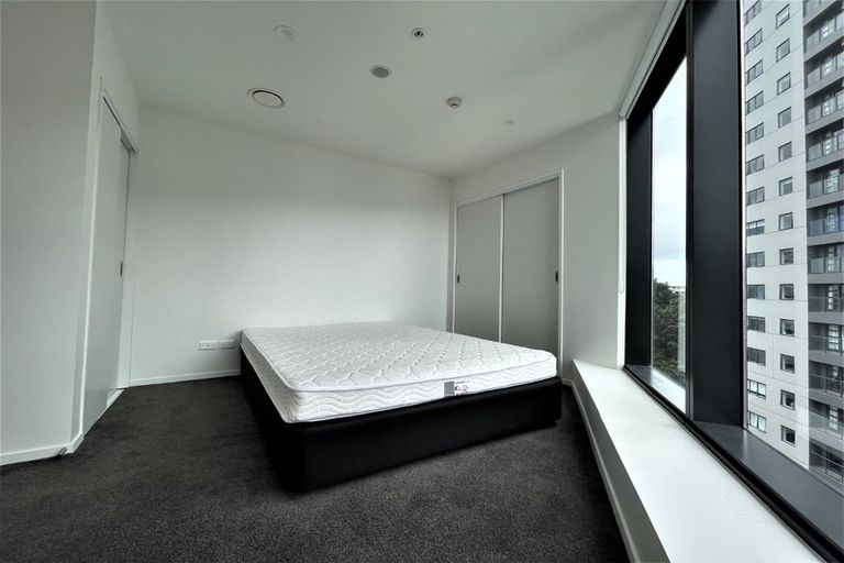 Photo of property in 801/18 Saint Martins Lane, Grafton, Auckland, 1010