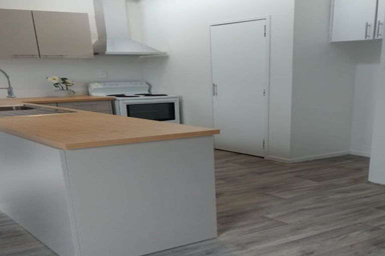 Photo of property in 5 Iris Place, Clendon Park, Auckland, 2103