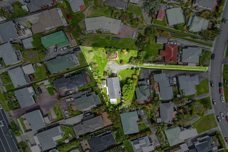 Photo of property in 27 Merriefield Avenue, Forrest Hill, Auckland, 0620