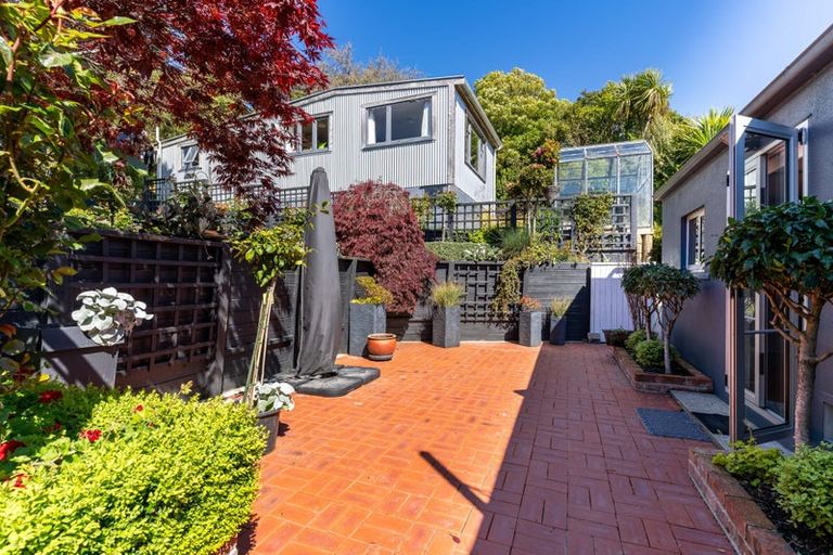 Photo of property in 40 Marine Parade, Macandrew Bay, Dunedin, 9014