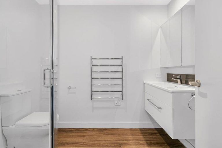 Photo of property in 47 Wallace Road, Hobsonville, Auckland, 0616