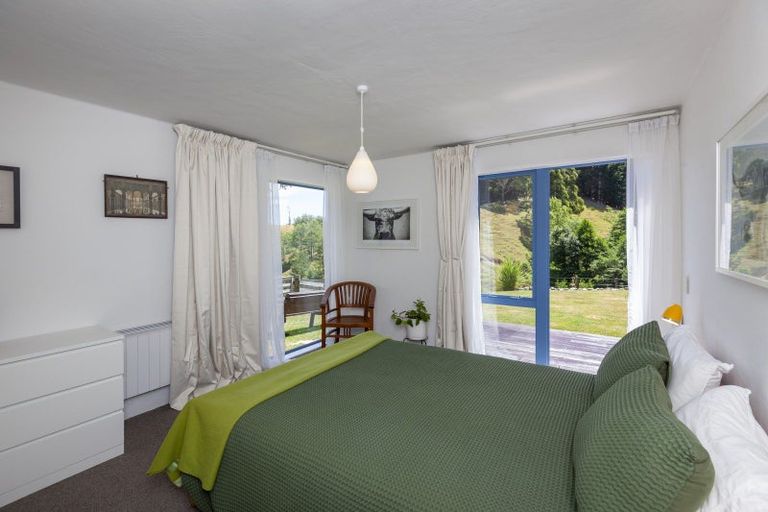 Photo of property in 105 Waterfall Road, Paraparaumu, 5032