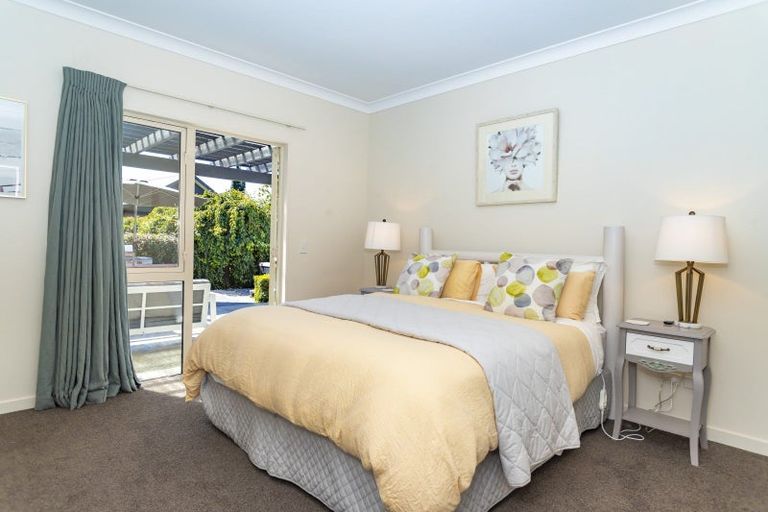 Photo of property in 4 Bradbourne Way, Lower Shotover, Queenstown, 9371